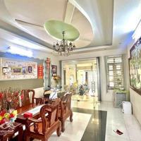 Nhà 3 Tầng 4 Phòng Ngủcạnh Chợ Thủ Đức, Đường 8M Thông Thoáng,Diện Tích135M2 Ngang 5,2M X 26M Shr Nhỉnh 8 Tỷ