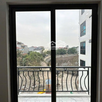 Bàn Giao Nhà 5 Tầng View Hồ - Giá Chỉ Loanh Quanh 5 Tỷ