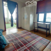 Cho Thuê Ccmn Ngõ 12 Phạm Văn Đồng Rộng 50M2, Thang Máy, Máy Giặt Riêng, Ban Công Siêu Thoáng