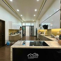 Biệt Thự Đẳng Cấp Ý! Khu Biệt Lập, Gigamail,Phạm Văn Đồng,Ngang 8M, Nội Thất Nhập Khẩu Chỉ 22,8 Tl