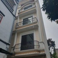 4.55Tỷ Nhà 5 Tầng Khu Long Biên -Mặt Tiền4.5M - Tầng Nào Cũng Có Ánh Sáng - Nhiều Tiện Ích.