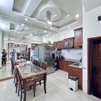 PHUỜNG 8 - Q. GÒ VẤP - XE HƠI NGỦ - DT: 4,5 X 10M x 4 TẦNG ST - 4 PHÒNG NGỦ  6.5 TỶ TL