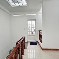 PHUỜNG 8 - Q. GÒ VẤP - XE HƠI NGỦ - DT: 4,5 X 10M x 4 TẦNG ST - 4 PHÒNG NGỦ  6.5 TỶ TL