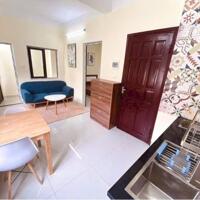Cho thuê 1Pn 1Pk thoáng cực đẹp giá 5tr6 tại ngõ 110 Trần Duy Hưng