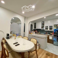 Bán Căn Góc 3 Phòng Ngủ . Căn Hộ Cao Cấp Ct3 Vĩnh Điềm Trung Nha Trang. 98M2. Full Nội Thất .Giá Rẻ
