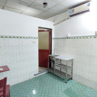 Chính Chủ Cho Thuê Phòng Máy Lạnh 2. 1 Triệu. Phường Tân Thới Hiệp. Đi Bộ Ra Công Viên Hiệp Phú