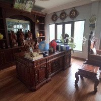 Cho Thuê Nhà Nguyên Căn Thạch Bàn 144M - Thang Máy - Vỉa Hè Rộng - Đường 6M - Khu Vực Đông Dân Cư