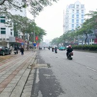 Bán Nhà Mặt Phố Nguyễn Sơn 145 M 10 Tầng ,Thang Máy Kinh Doanh Dòng Tiền Full Nội Thất .