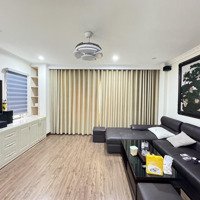 Bán Nhà Nguyễn Văn Cừ Dân Xây Lô Góc 61M2 5 Tầngmặt Tiềngần 5M Ngõ Thông. Gần Cầu. Khu Dân Trí Cao