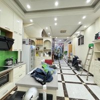 Bán Nhà Nguyễn Văn Cừ Dân Xây Lô Góc 61M2 5 Tầngmặt Tiềngần 5M Ngõ Thông. Gần Cầu. Khu Dân Trí Cao