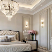 Cực Rẻ!Chính Chủ Cần Bán Căn 4 Phòng Ngủ 197M2, Toà Indochina- Xuân Thủy Cầu Giấy Giá Bán 18 Tỷ. Liên Hệ: 0968989239