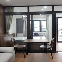Cho thuê căn hộ 1PN, 40m2, Võng Thị, Tây Hồ, đủ đồ hiện đại, thoáng