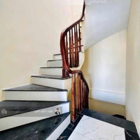 Bán Nhà Thạch Bàn, Long Biên: 5 Tầng - Giá Chào: 5.6 Tỷ (Còn Thương Lượng)