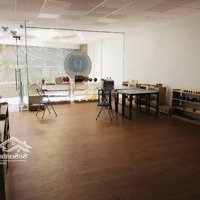 70M; 5 Tầng Thang Máy, Mặt Phố Nguyễn Văn Cừ, Kinh Doanh, Giá Bán 25.9 Tỷ, Vị Trí Đỉnh