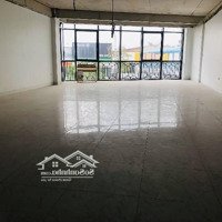 70M; 5 Tầng Thang Máy, Mặt Phố Nguyễn Văn Cừ, Kinh Doanh, Giá Bán 25.9 Tỷ, Vị Trí Đỉnh