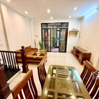 Bán Gấp Nhà 3 Tầng, Quận Bắc Từ Liêm, Thượng Cát, Ô Tô Con Đỗ Cổng, Giá Hơn 3 Tỷ. Liên Hệ: 0968.371.359