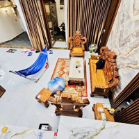 Biệt Thự Ngang 8X20 - Đường Xe Tải Thông - Nhà Đúc 5 Tầng Thang Máy - Có Hồ Bơi