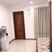 Bán Nhà Nguyễn Ngọc Vũ, Trung Hoà, 2 Thoáng, Gần Hồ Điều Hoà, Ô Tô Dừng Đỗ Ngày Đêm.
