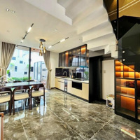 Nhà Bán Hẻm Xe Tải 200M2 Ngang 10 Vuông Vứt Ngay Đầm Sen Giáp Quận 11