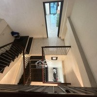 Nhà 3,5 Tầng Mới Đẹp + Ô Tô Để Trong Nhà Mà Giá Hơn 2Tỷ