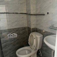 Bán Nhà Căn Góc Hẻm 3M Giá Nhỉnh 1 Tỷ 399 Triệu .Căn Gốc 1 Trệt,1 Lầu,2 Wc,Có Ban Công Thông Thoáng