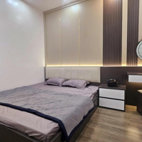 Bán Nhà Lô Góc - 30M Ra Phố - Ngõ Thẳng, Thoáng, Sáng - Full Nội Thất - Ở Ngay - Giá Hợp Lý