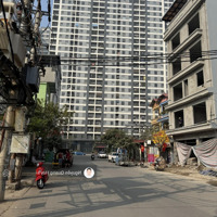 Cần Bán Lô Góc Cực Đẹp Kinh Doanh Tốt Tại Tt Trâu Quỳ,Diện Tích70M2, Khổ Vuông Vắn, Đường Lớn.