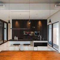 Cần Bán Chcc Oriental Plaza 105M2 3 Phòng Ngủnhà Đẹp, Đang Sẵn Hợp Đồng Thuê, Giá Chỉ 4 Tỷ, Liên Hệ: 0777679268