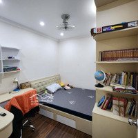 Bán Nhà Riêng Huỳnh Thúc Kháng. Lô Góc Thoáng Sáng, Full Nội Thất, Ngõ Thông Rộng 2M, Cách Ô Tô 50M