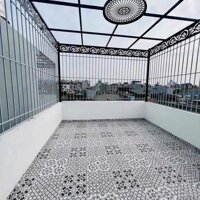 Bán nhà ngõ 42 Sài Đồng, Long Biên. Gần Hồ, khu ẩm thực. Thang Máy, Lô Góc, 50m x 6T.