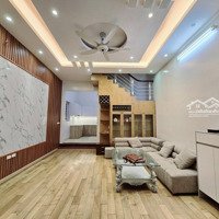 Bán Gấp. 54M2 ,4 Tầng - Tại Trần Cung. Đầy Đủ Nội Thất Sang Trọng , Trước Nhà Ngõ Rộng. Giá Êm