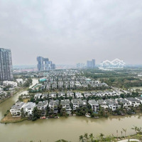 Cần Bán Căn 3 Ngủ Skyoasis 97M2 Giá Bán 5.65 Tỷ Bao Thuế Phí Tầng Trung Đẹp Liên Hệ: 0961694919