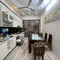 Mai Dịch - Phân Lô, Ô Tô Vào Nhà - 20M Ra Ô Tô Tránh - Hai Thoáng - 73M2 X 4 Tầng - 19.5 Tỷ