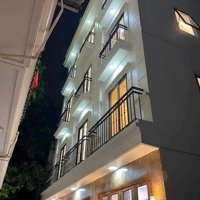 Cho Thuê Nguyên Căn Nhà Bát Khối- Cổ Linh - Đối Diện Aeon Mall - 3 Pnkk - Nội Thất Cơ Bản - 11 Triệu/Th