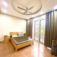 Bán Nhà Phân Lô, Ô Tô Tránh Nguyễn Xiển, Vỉa Hè 2,5M Diện Tích: 55M2, 5Tầng Mt: 4,5M Chào Giá: 17 Tỷ