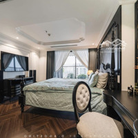 Chỉ Với 12 Tỷ Sở Hữu Ngay Căn Hộ 2 Phòng Ngủ View Đẹp Tại Toà R5 Royal City Giá Rẻ Nhất Thị Trường