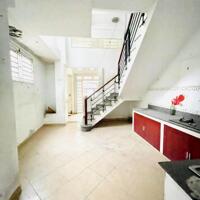 Bán nhà Bình Thạnh ! HXH sát mặt tiền Nguyễn Xí, 5 tầng 6PN Master, giá chỉ 8.1 tỷ TL