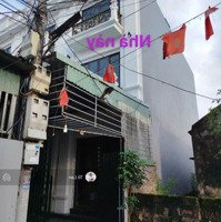 Cần Bán Ngôi Nhà 3 Tầng Tại Xã Lâm Động Gấp- Kiên Trúc Mới , Phân Bố Các Phòng Hợp Lý