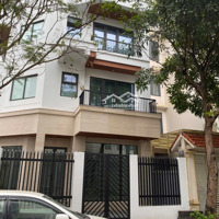 Cho Thuê Căn Bt4Diện Tích170M2X5T Nhà Đang Ở Ngõ 214 Nguyễn Xiển 55 Triệu/T Liên Hệ: 0988833358
