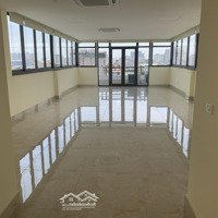 Cho Thuê Nhà Mặt Phố Nguyễn Đình Chiểu,Diện Tích35M2 X 5.5 Tầng,Mặt Tiền6M, Nhà Mới, Thông Sàn, Vị Trí Đẹp