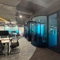 Cho Thuê Văn Phòng Sẵn Fitout - Nội Thất Cực Kỳ Đẹp, Diện Tích: 300M2 - Phù Hợp Lĩnh Vực It