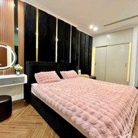 Bán Nhà Tập Thể Mặt Phố Vũ Ngọc Phan, Trúc Khê, Đống Đa, Ô Tô Tránh Trước Nhà, Nhà Đẹp, Ở Ngay