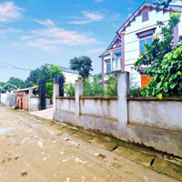Chính Chủ Cần Bán 180M2 Mặt Tiền 12M Vị Trí Đắc Địa Tại Thôn 2 Phú Cát Quốc Oai Hà Nội