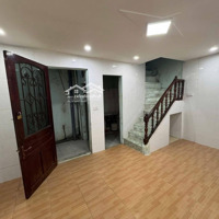 Hot - Bán Nhà Khâm Thiên - Đống Đa - Lô Góc - Kinh Doanh - 30M2 - 3 Tầng - 4Mmặt Tiền- Giá Bán 3 Tỷ Hơn