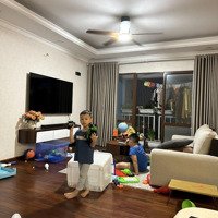 Bán Cc Đẹp Xuất Sắc Tại 27 Huỳnh Thúc Kháng, 69 Triệu / M2, 107M2, Có Slot Để Xe Ô Tô