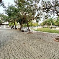 Cần Sang Nhượng Lô Liền Kề Vị Trí Đẹp Dự Án Nam 32 Hoài Đức