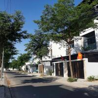 Nhà mới đẹp, khu đô thị  Gói 3  Mỹ Gia Nha Trang.chỉ cách Bệnh viện Đa Khoa 250m.