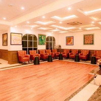 Bán Khách Sạn Sầm Sơn 600M2, 6 Tầng, 64 Phòng Mặt Đường Lớn Gần Bãi Biển
