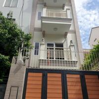 Bán nhà MT ngay khu Bàu Cát   DT:4.6x15m, Nhà mới 4 Tầng. Thuê 20tr/tháng. Giá 10.9 tỷ TL 