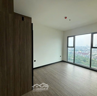 Bán Căn Hộ 2Pn 2 Vệ Sinh84M2 View Sông Chung Cư De La Sol Capitaland Quận 4. Nhà Mới 100%, Giá Chỉ 8,5Tỷ